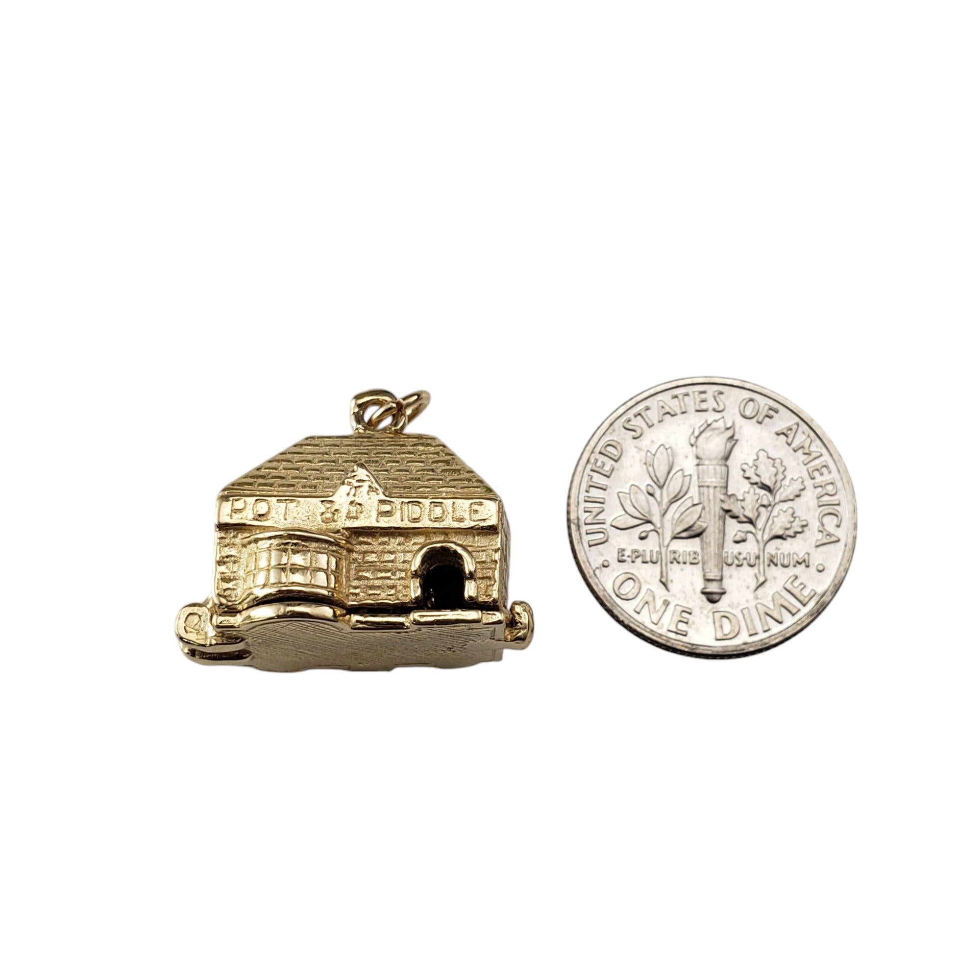 14K Yellow Gold Pot and Piddle Articulating English Pub Charm #20883 For Sale 2