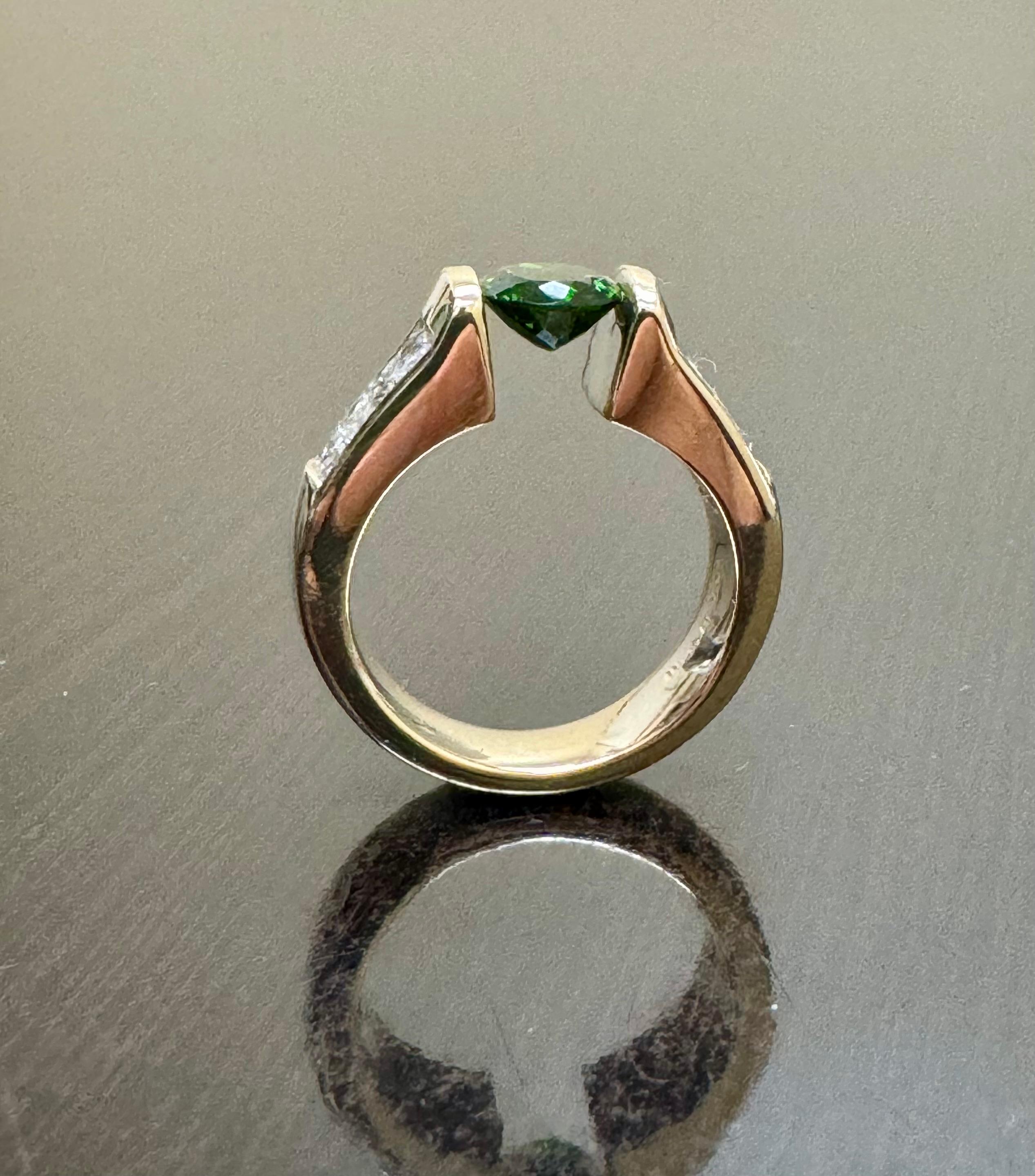 14K Yellow Gold Princess Cut Diamond 1.62 Carat Tsavorite Garnet Engagement Ring For Sale 4