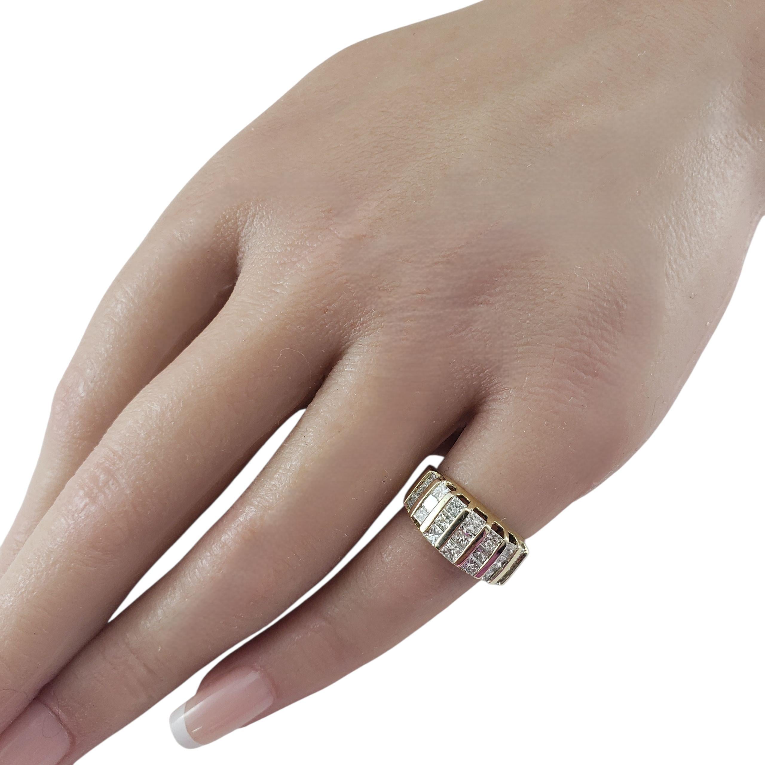 Anello a fascia con diamante taglio principessa in oro giallo 14K misura 4,75 #23111 in vendita 1