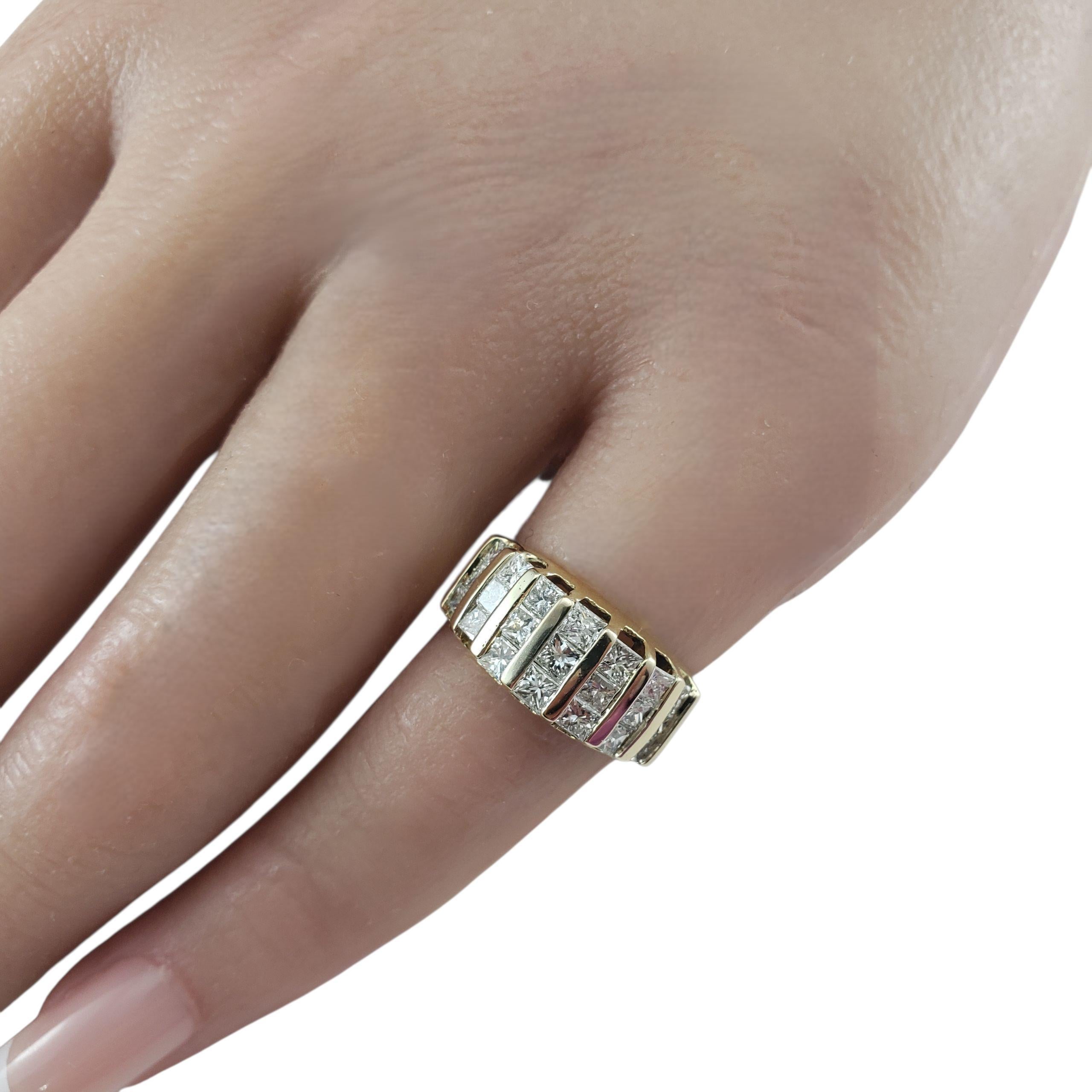 Anello a fascia con diamante taglio principessa in oro giallo 14K misura 4,75 #23111 in vendita 2