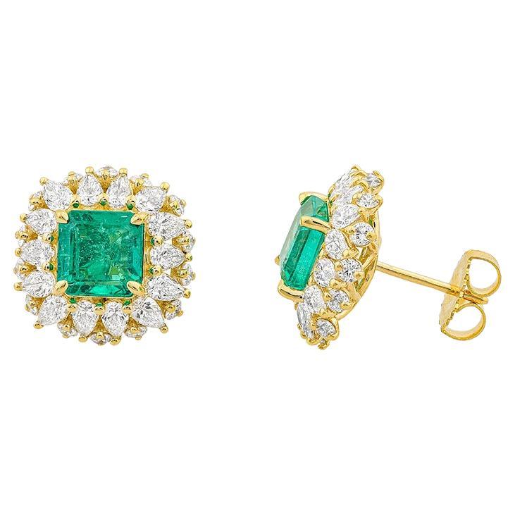 14K Yellow Gold, Princess Cut Emerald, w/ Pear Shape and Round Diamond Earrings For Sale