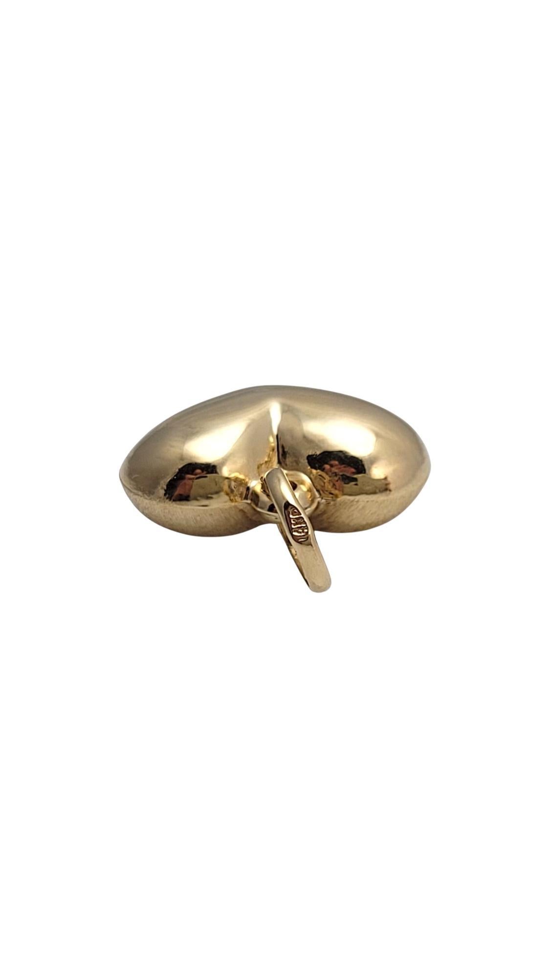 14K Yellow Gold Puffy Heart Pendant #21631 en Bueno estado para la venta en Washington Depot, CT