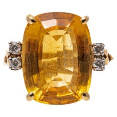 14 Karat Gelbgold Rechteckiger Ring mit Citrin und Diamant im Kissenschliff