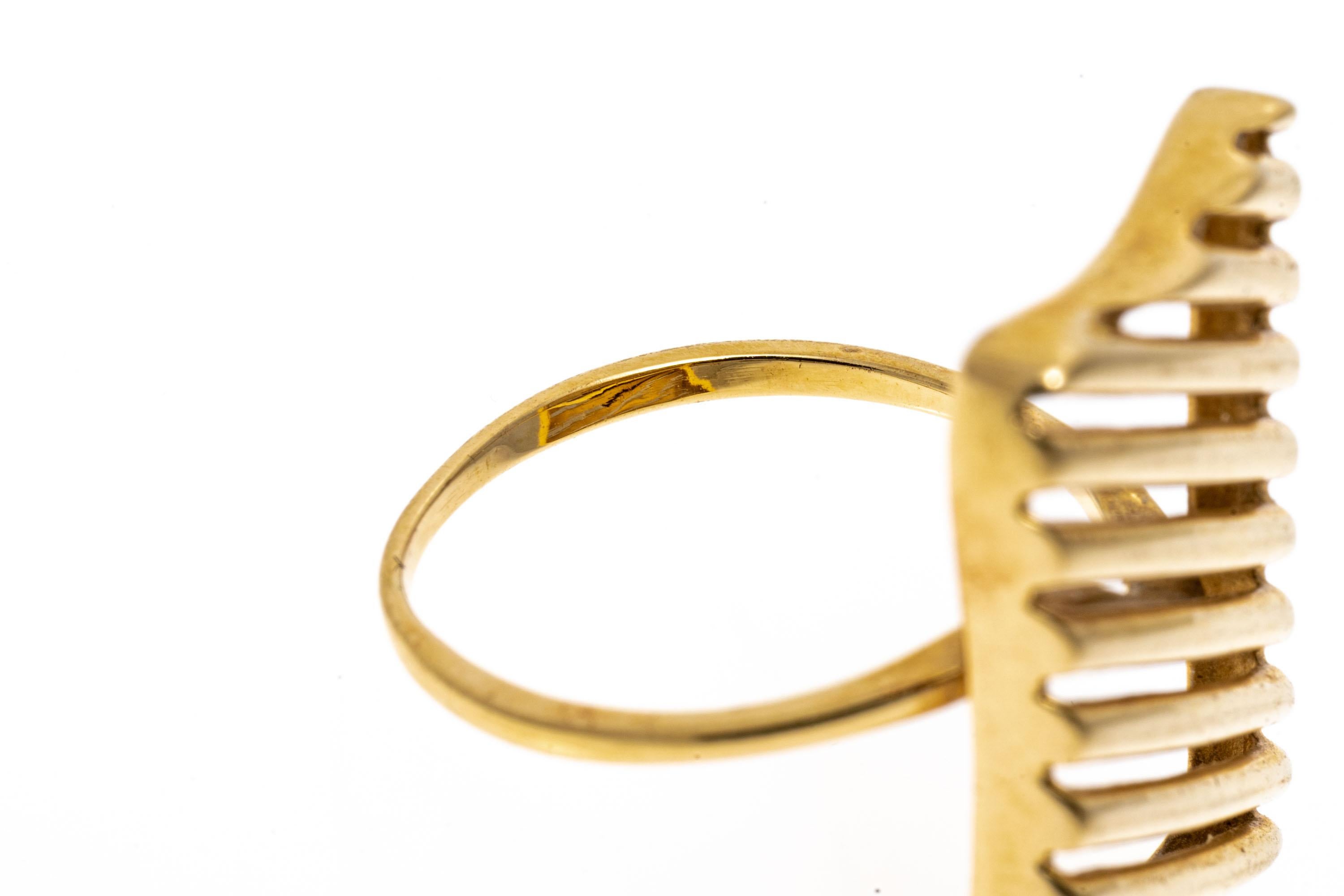 14k Yellow Gold Rectangular Slatted Style Ring In Good Condition For Sale In Southport, CT
