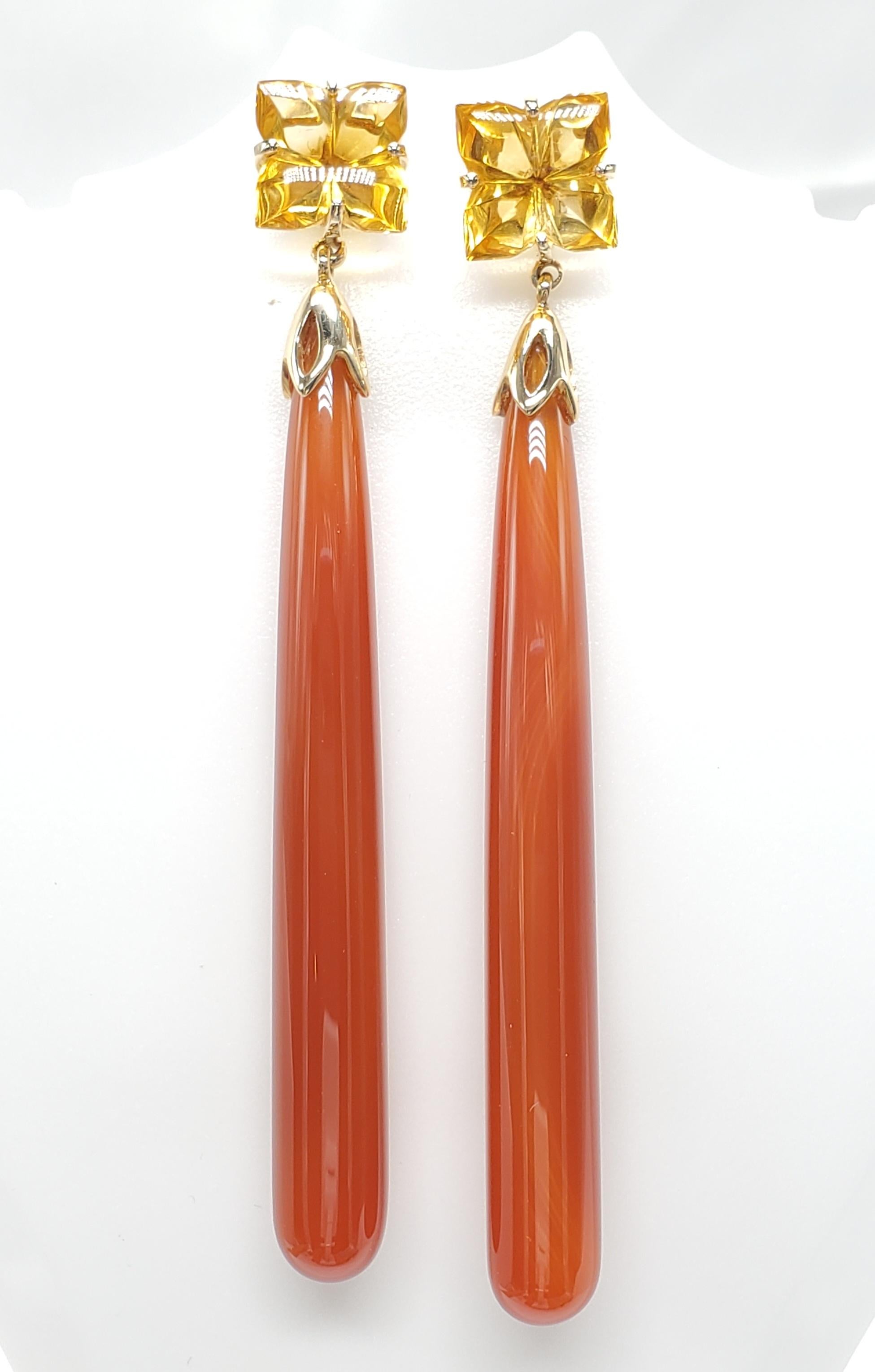 Briolette Cut 14K Yellow Gold Red Onyx and Citrine Earring. For Sale