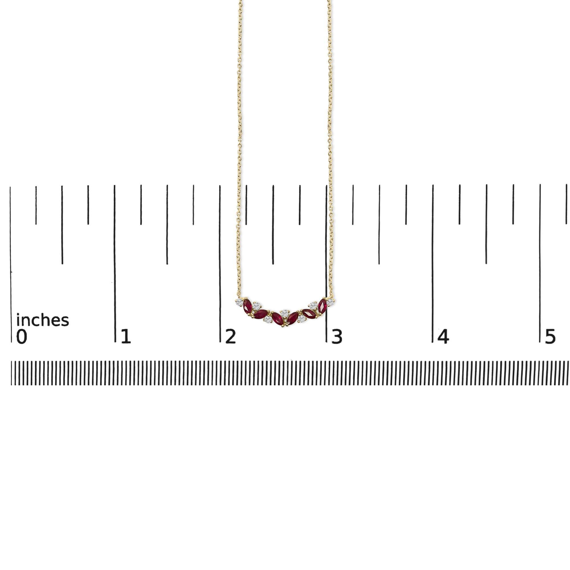 Collana a Bar Line in oro giallo 14K con rubino rosso e diamante In condizioni Nuovo in vendita a New York, NY