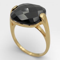 14K Yellow Gold Retro Style Ring with 14mm Black Onyx. (Size 7.25)
