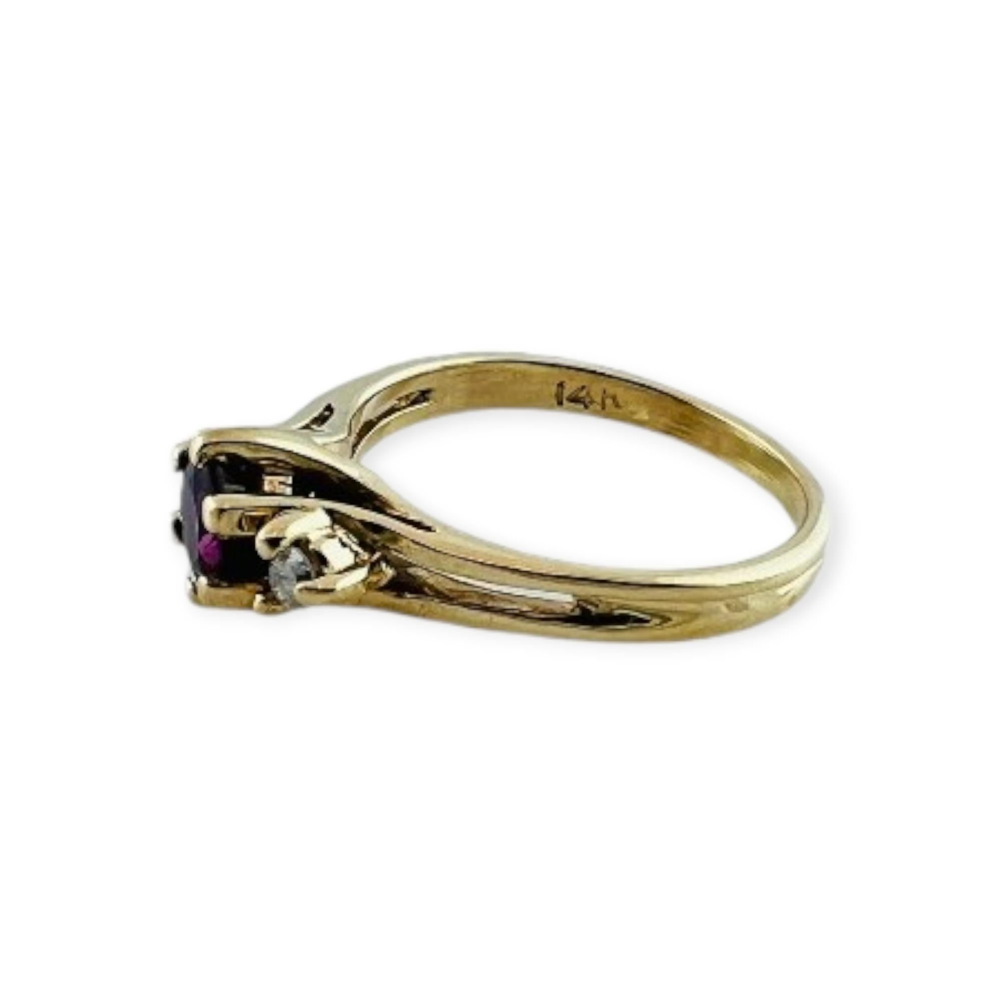 Round Cut 14K Yellow Gold Rhodolite Garnet and Diamond 3 Stone Ring #15991 For Sale