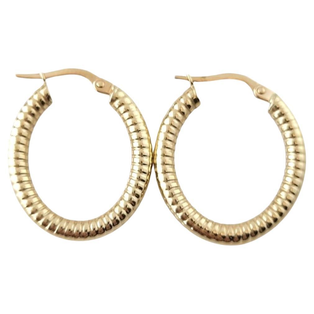 14K Yellow Gold Ribbed Hoop Earrings #16870 For Sale