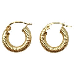 14K Yellow Gold Ribbed Small Hoop Earrings #16656