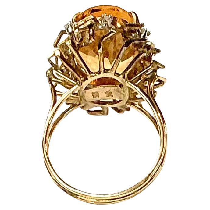 Moderno Anello in oro giallo 14K con citrino e diamanti in vendita