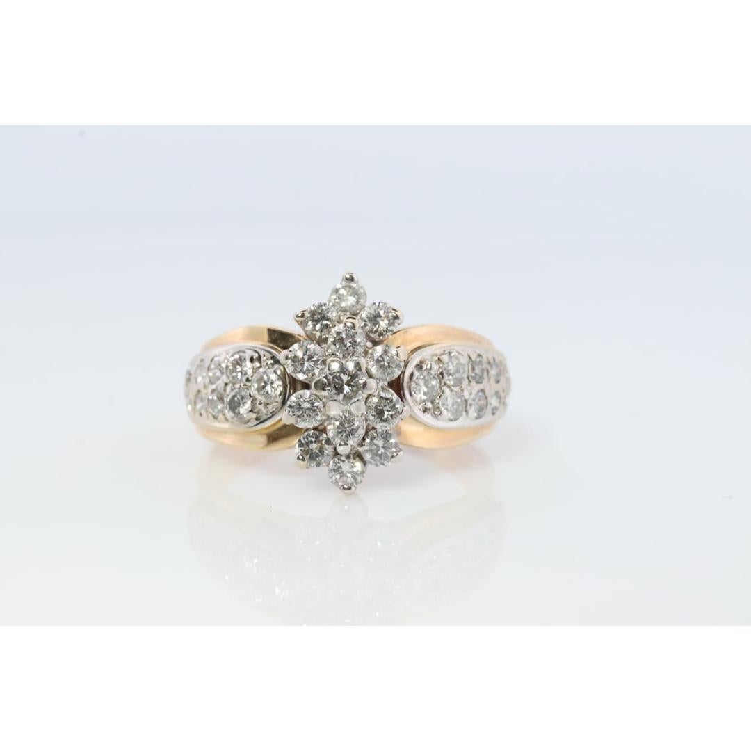 Bague en or jaune 14k. Bague grappe de diamants ronds. Diamant cascade. 1,75ctw Pour femmes en vente