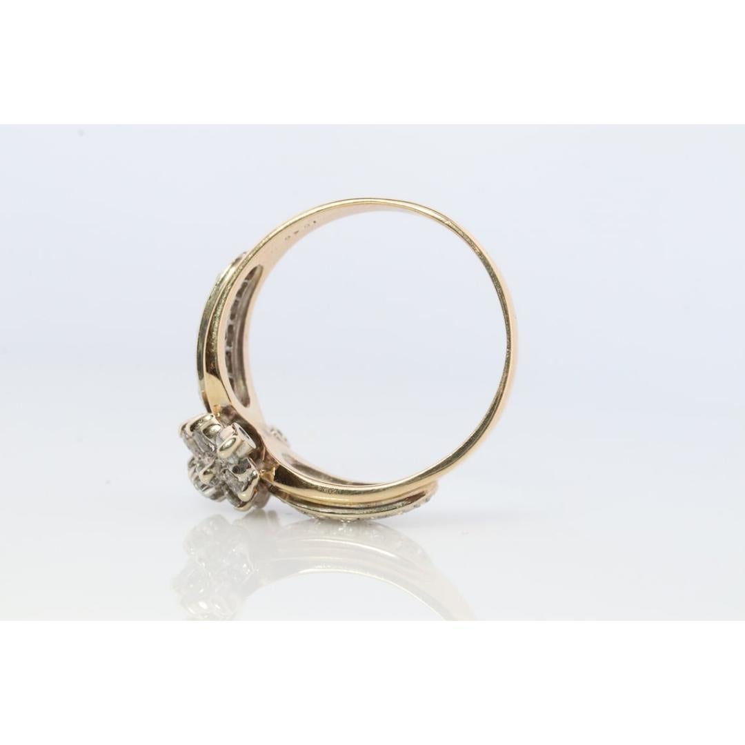 Bague en or jaune 14k. Bague grappe de diamants ronds. Diamant cascade. 1,75ctw en vente 1