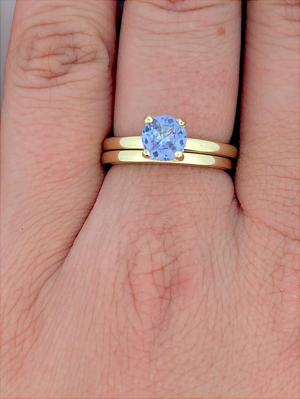 Cushion Cut Vivienne  14K Yellow Gold Ring Set With 1.20 CT Tanzanite Center, Size 7.25 For Sale