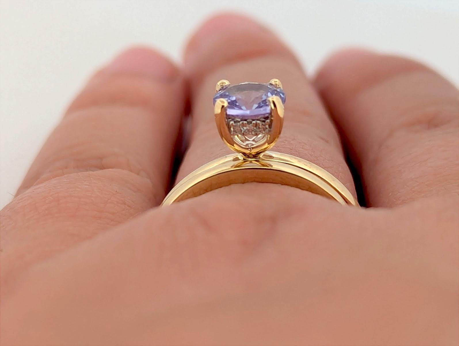 Vivienne  14K Yellow Gold Ring Set With 1.20 CT Tanzanite Center, Size 7.25 In New Condition For Sale In Greeneville, TN
