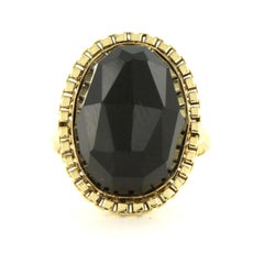 14k yellow gold ring set with garnet – 7.5 grams – ring size US 65 – EU 17(53)