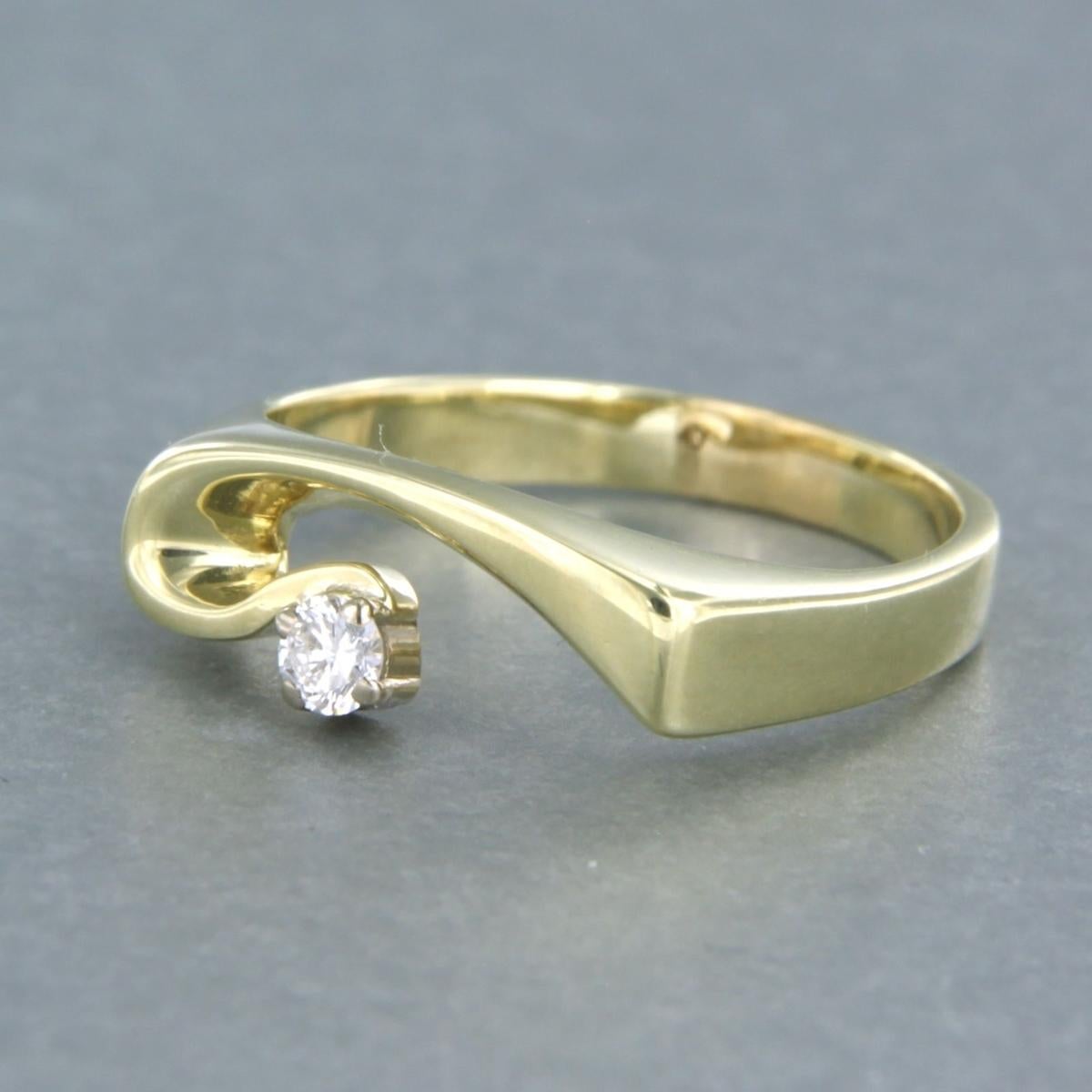 14k Yellow Gold Ring Set with One Brilliant Cut Diamond 0.12 Carat For Sale 2
