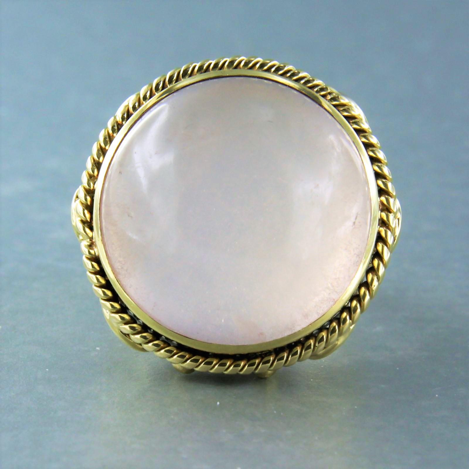 14k yellow gold ring set with pink quartz – ring size US. 6 – EU. 16.5(52)

detailed description:

The top of the ring has a diameter of 2.4 cm wide by 1.1 cm high 

Ring size US 6 – EU. 16.5(52), ring can be enlarged or reduced a few sizes at cost