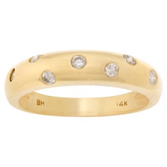 Vintage 14k Yellow Gold Ring with 0.14 Carat Round Brilliant Diamonds