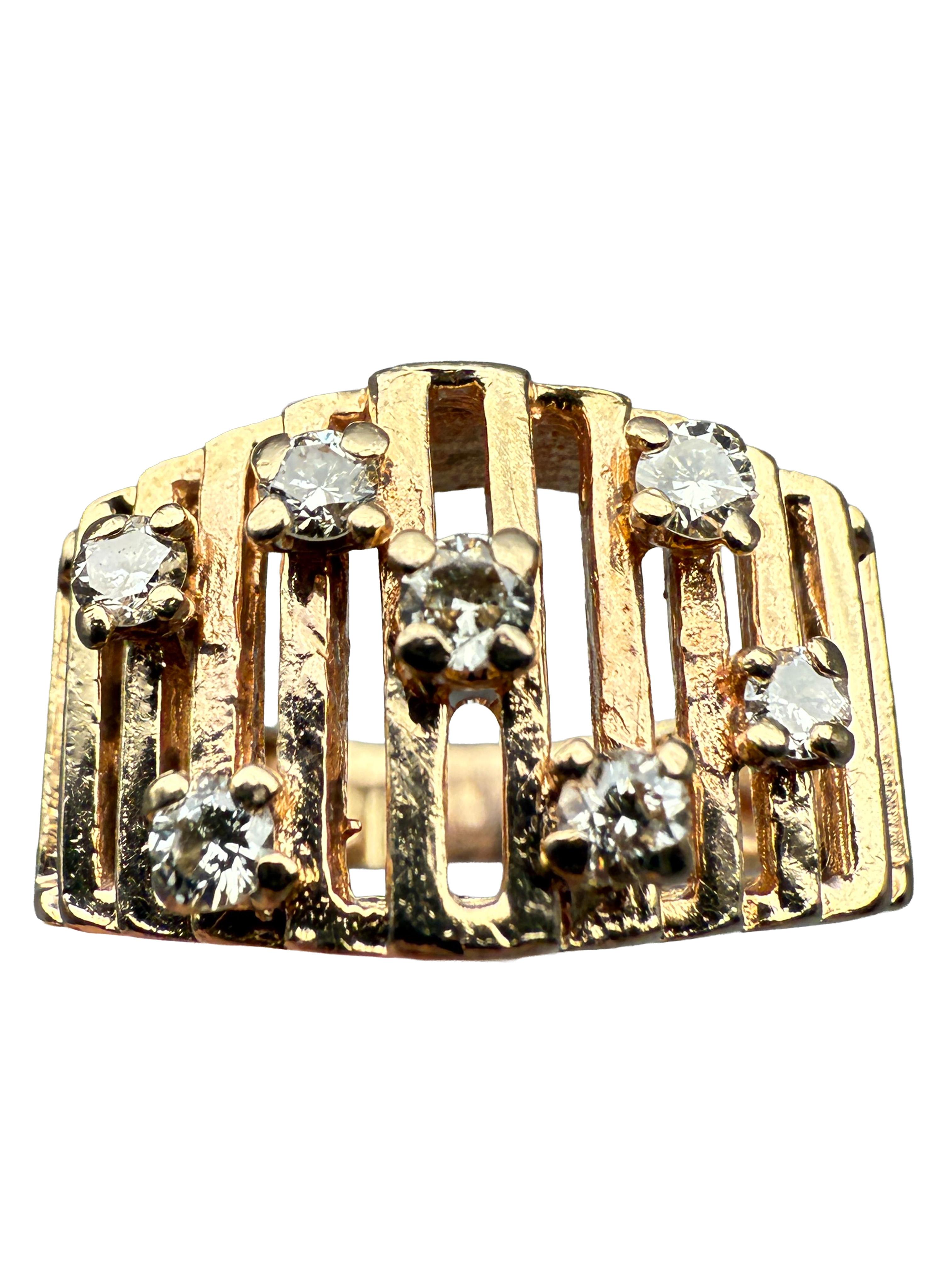 Bague en or jaune 14K avec 7 diamants de taille Brilliante en vente 2