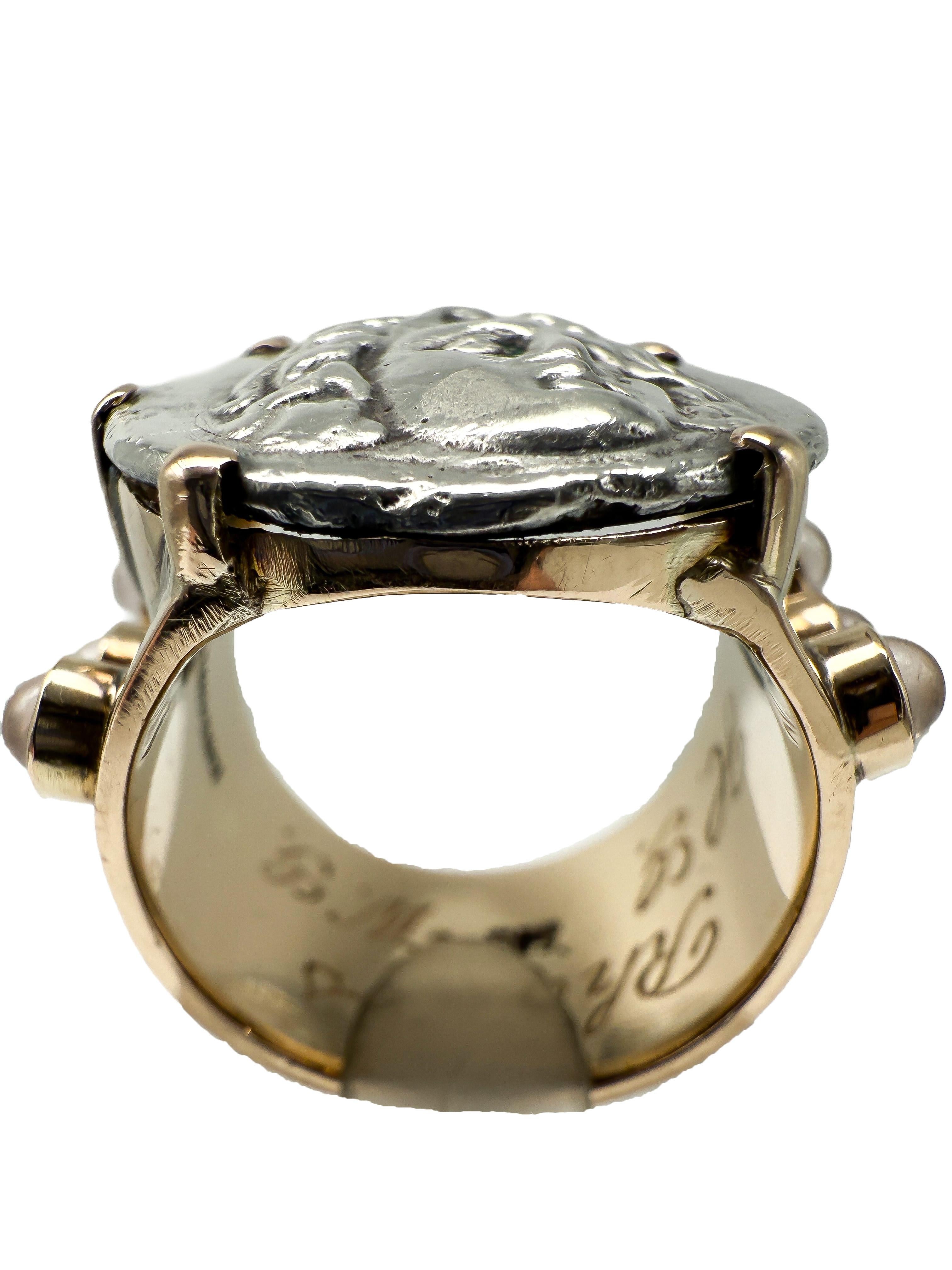 Neoclassico 14K Yellow Gold Ring with Antique Greek Coin in vendita