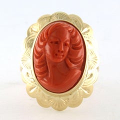 Bague en or jaune 14k avec corail - 6.3 grammes - taille US 7.5 - EU 17.75 (56)