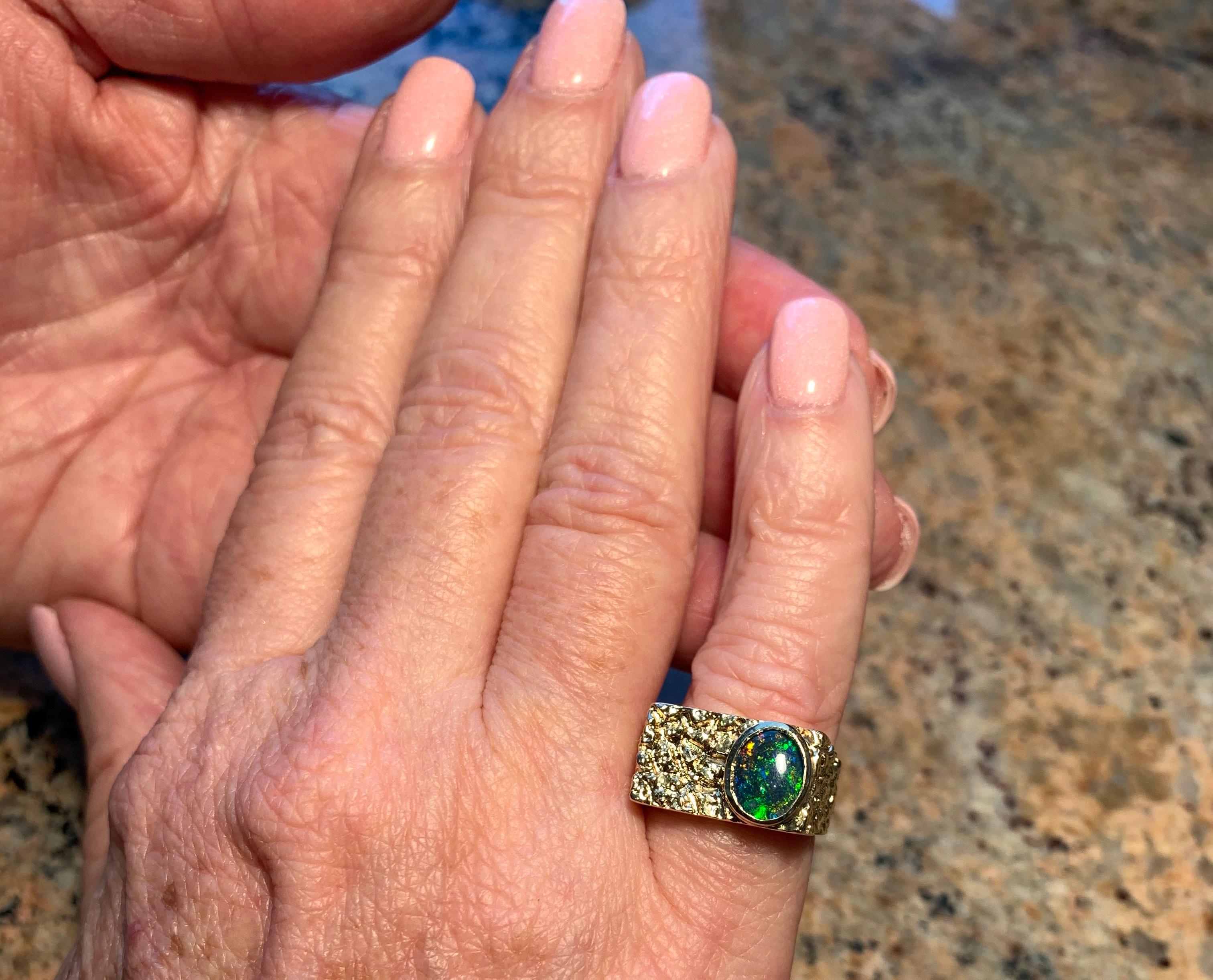  Bark Finish  Vintage Ring with a Doublet Opal set in 14k Yellow Gold-1970's In Good Condition In West Palm Beach, FL
