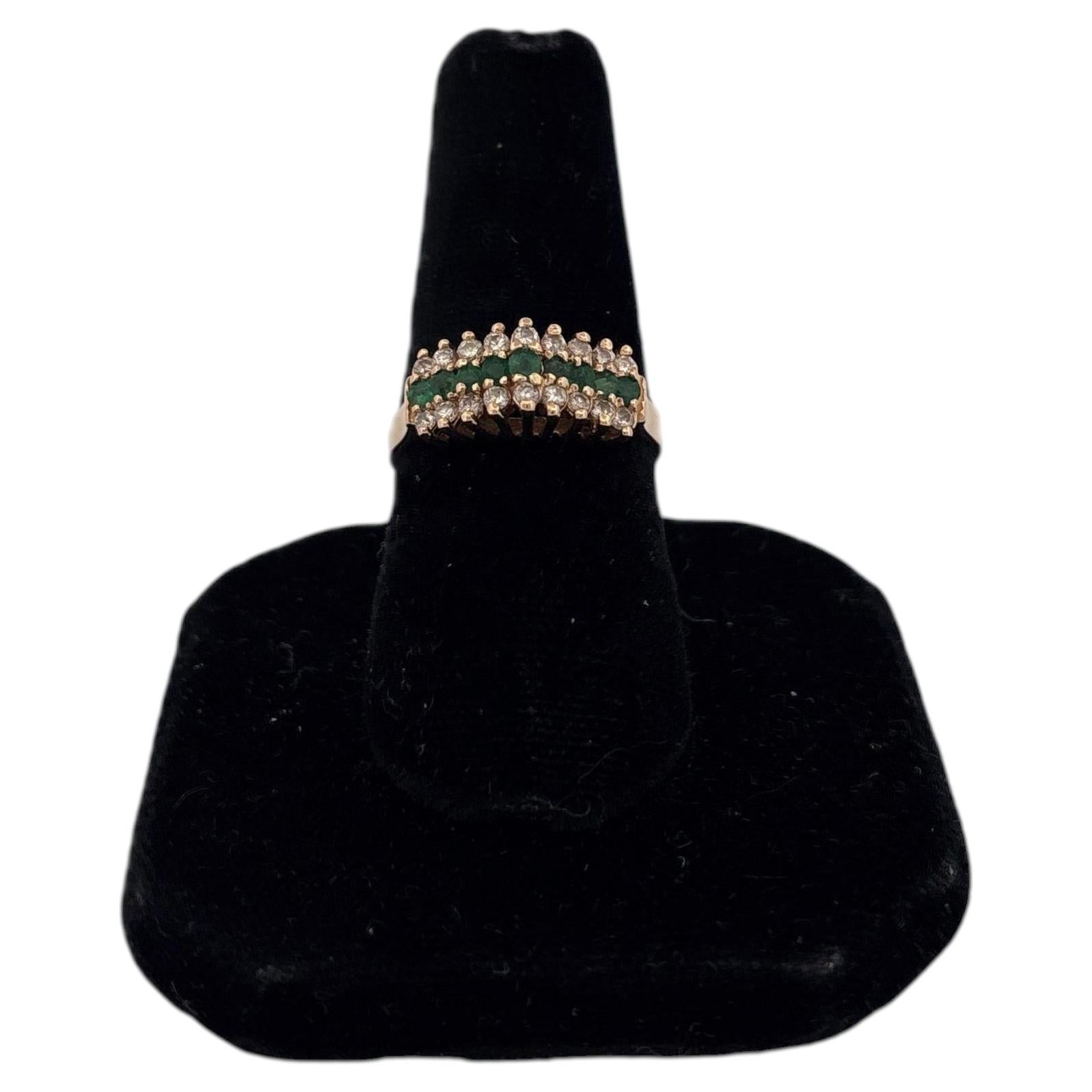 14K Yellow Gold Ring with Emeralds and Diamond In Chevron Design For Sale