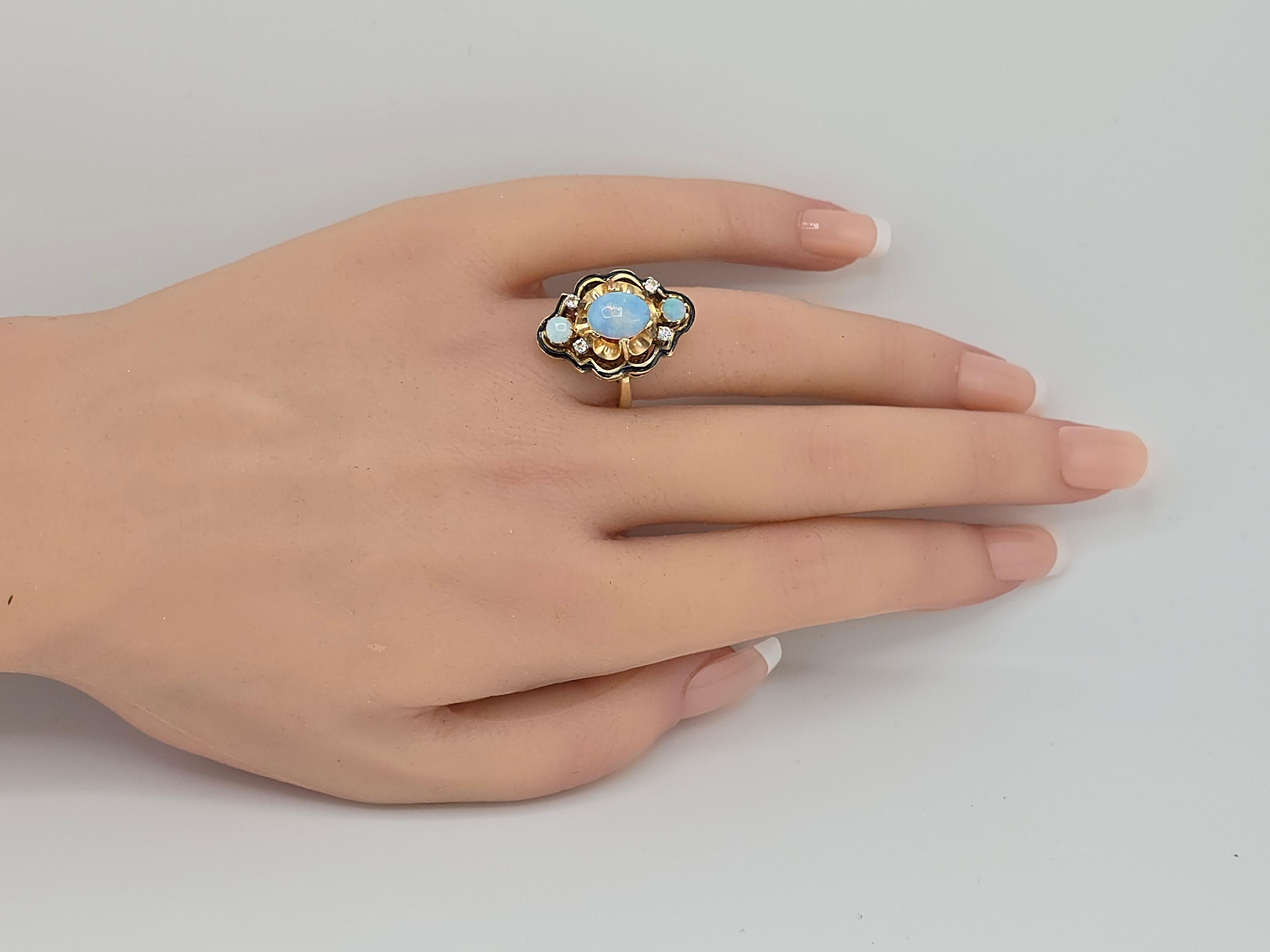 14K Yellow Gold Ring With Natural Opals & Diamonds 8.42 Grams For Sale 1