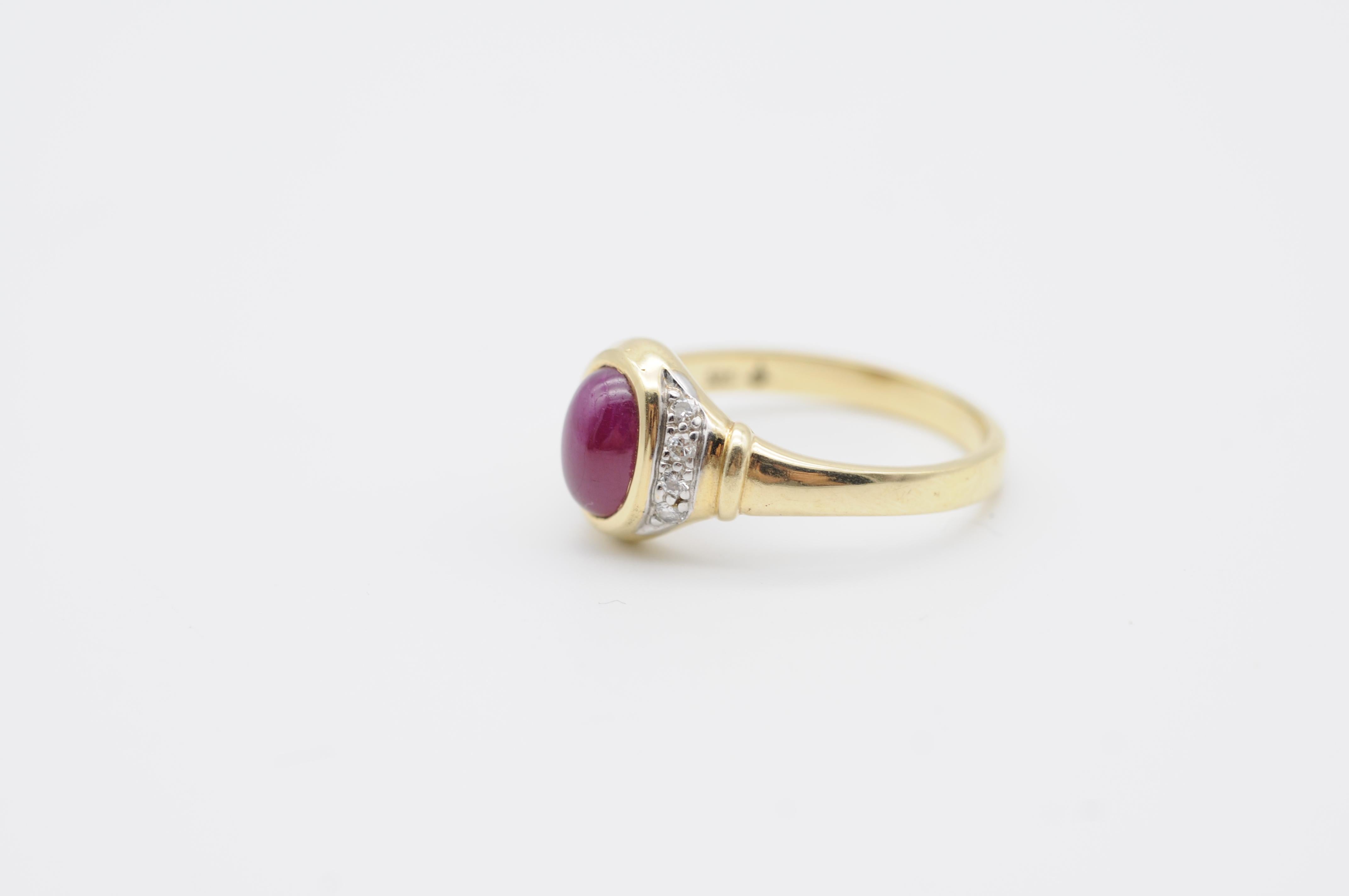 14K yellow gold Ring with red cabochon and diamonds For Sale 5