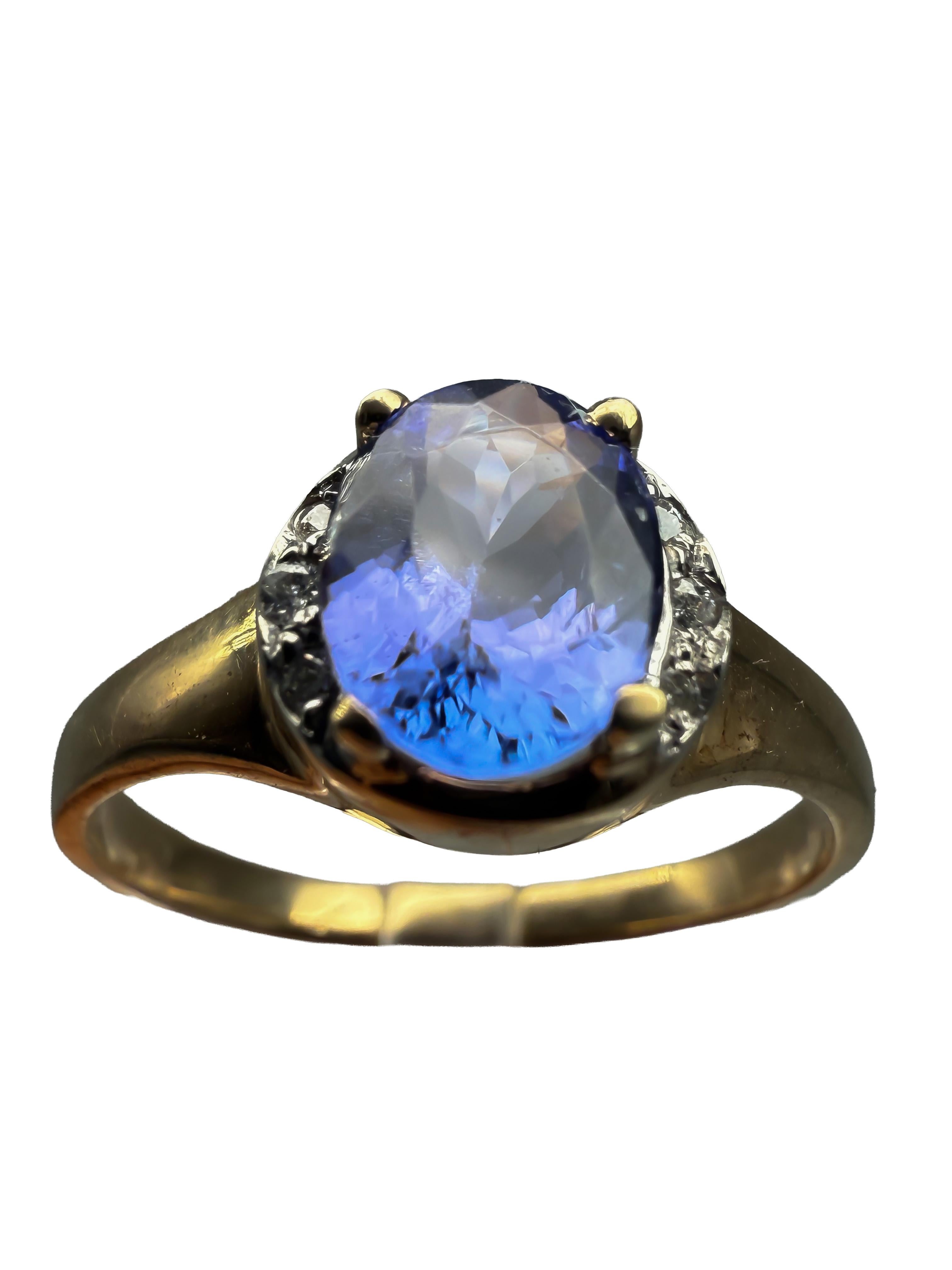 Bague en or jaune 14K avec Tanzanite en vente 3