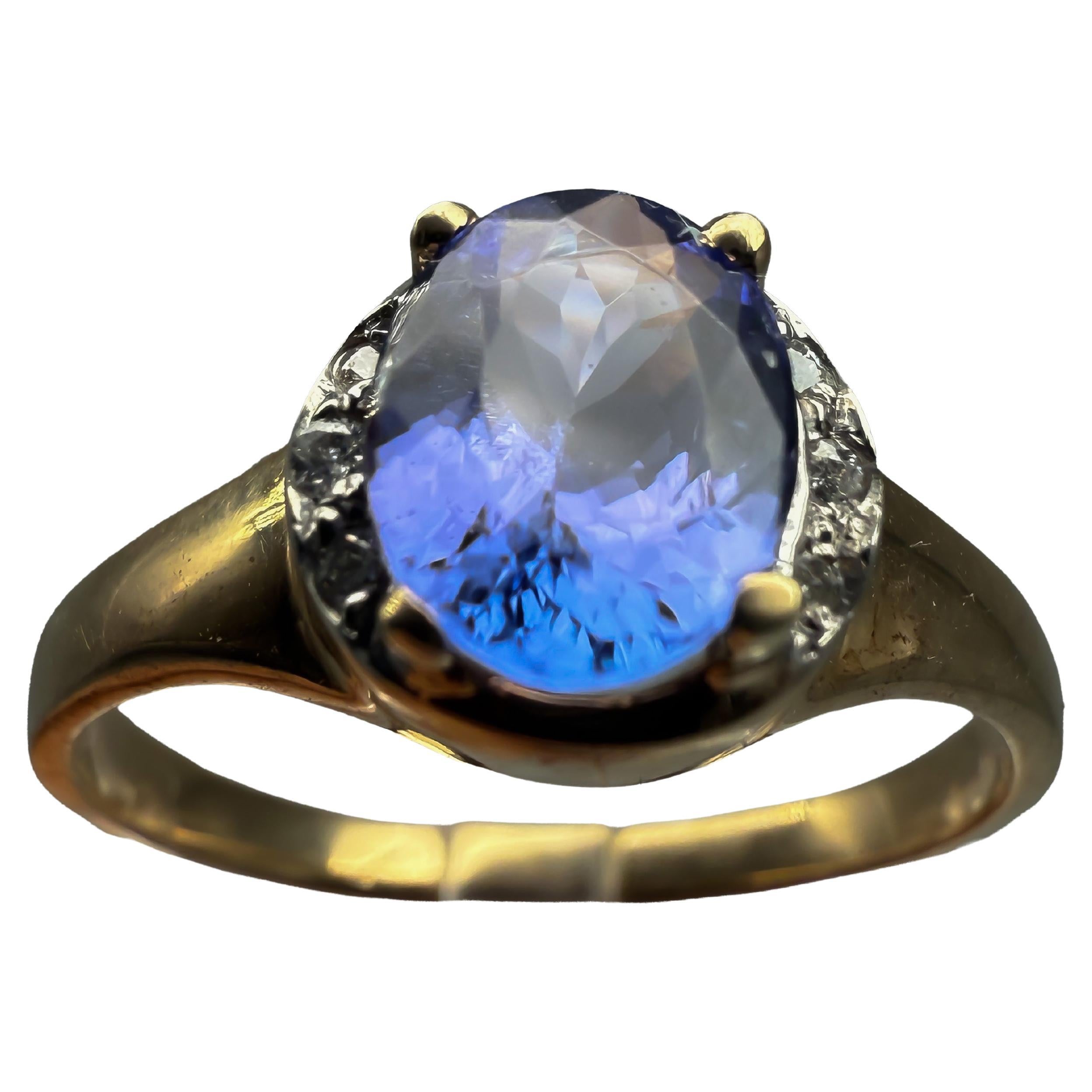 Bague en or jaune 14K avec Tanzanite en vente