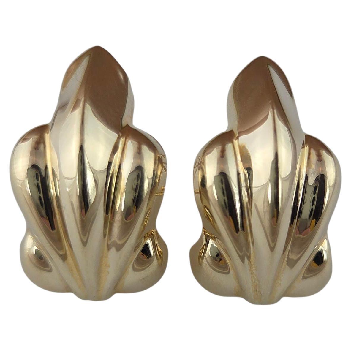 Boucles d
oreilles en or jaune 14K à design ondulé #23648 en vente