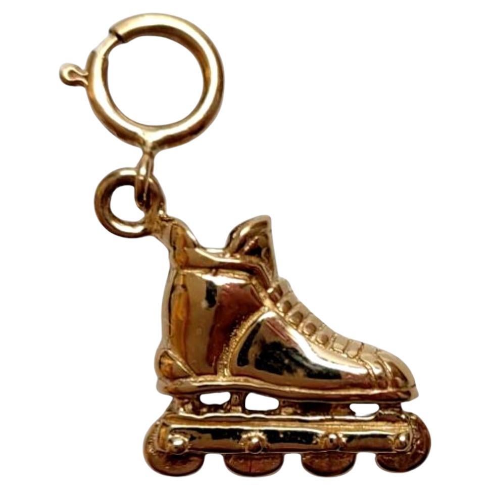 14K Yellow Gold Roller Blade Charm #21064 For Sale