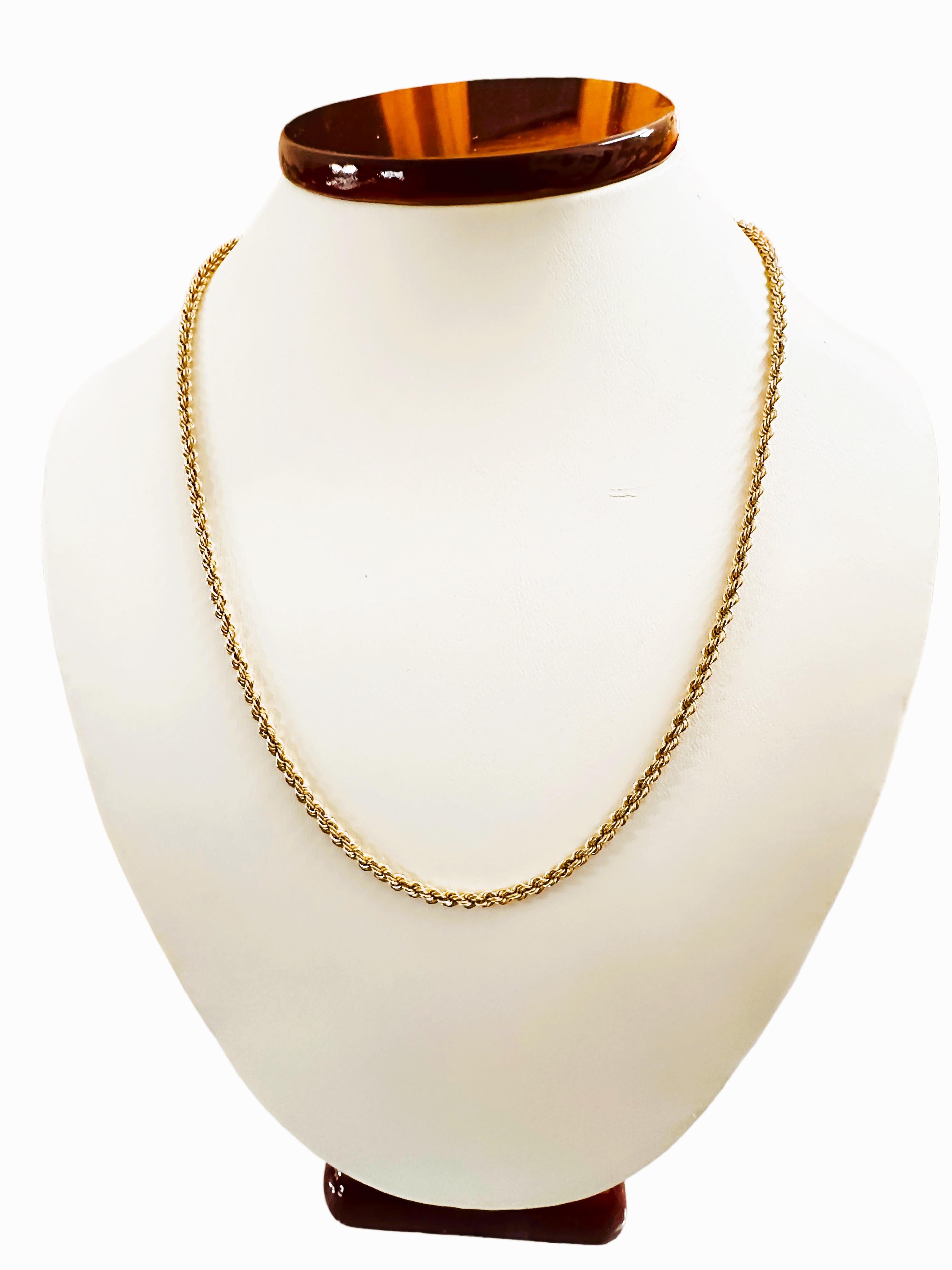 14K Yellow Gold Rope Chain 22 Inches 3.46 Grams For Sale 2