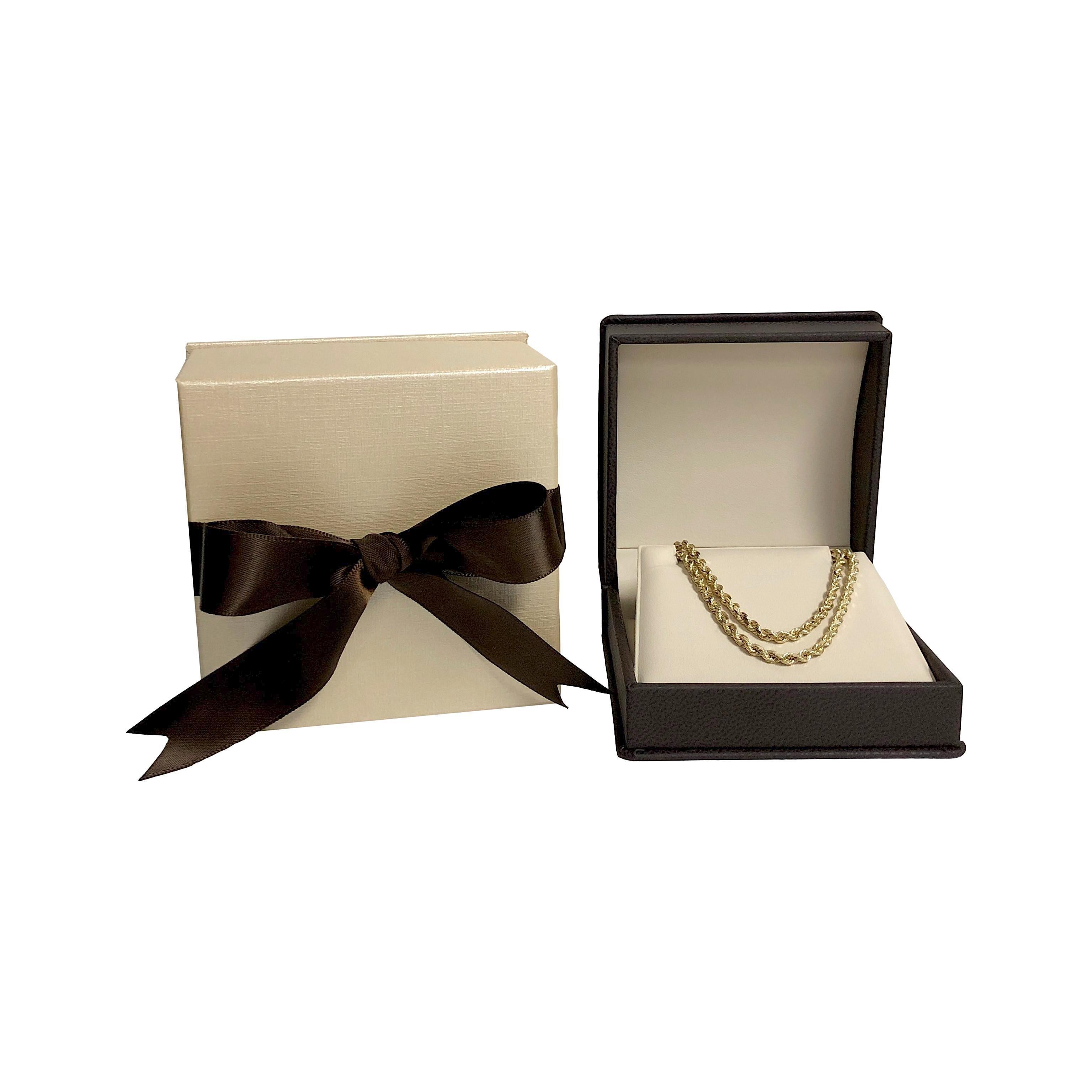 Collar de Oro Amarillo de 14K con Cadena de Cuerda Corte Diamante 26