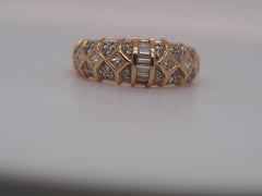 Vintage 14k Yellow Gold Round and Baguette Diamond Wedding Band