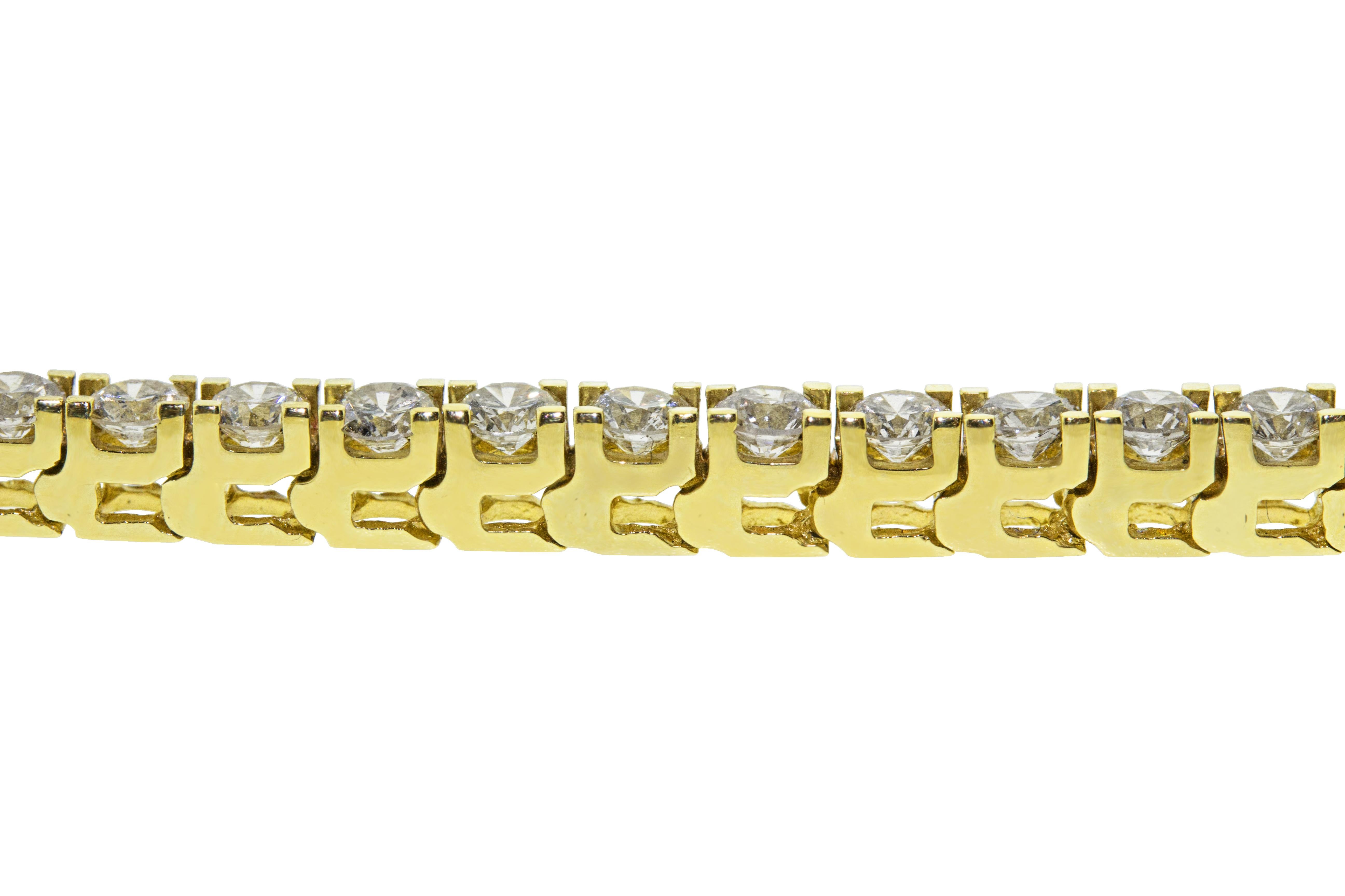 Round Cut 14 Karat Yellow Gold Round Brilliant Diamond Tennis Bracelet