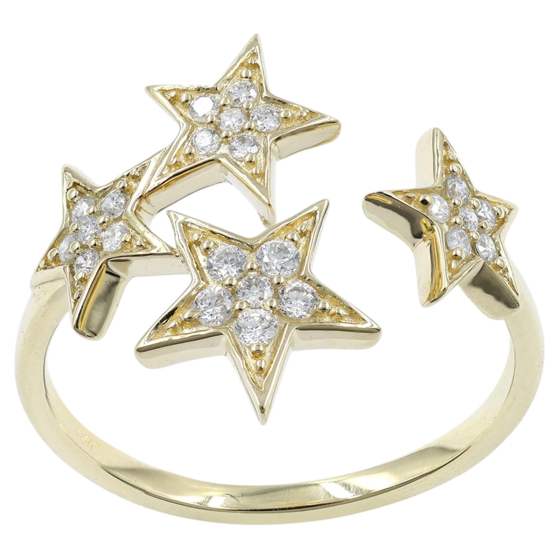 Anillo de oro amarillo de 14 quilates con diamantes de corte redondo y multiestrellas en venta