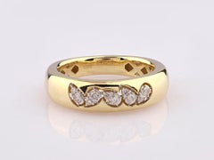 14K Yellow Gold Round Cut Five-Cluster Zigzag Diamond Dome Ring