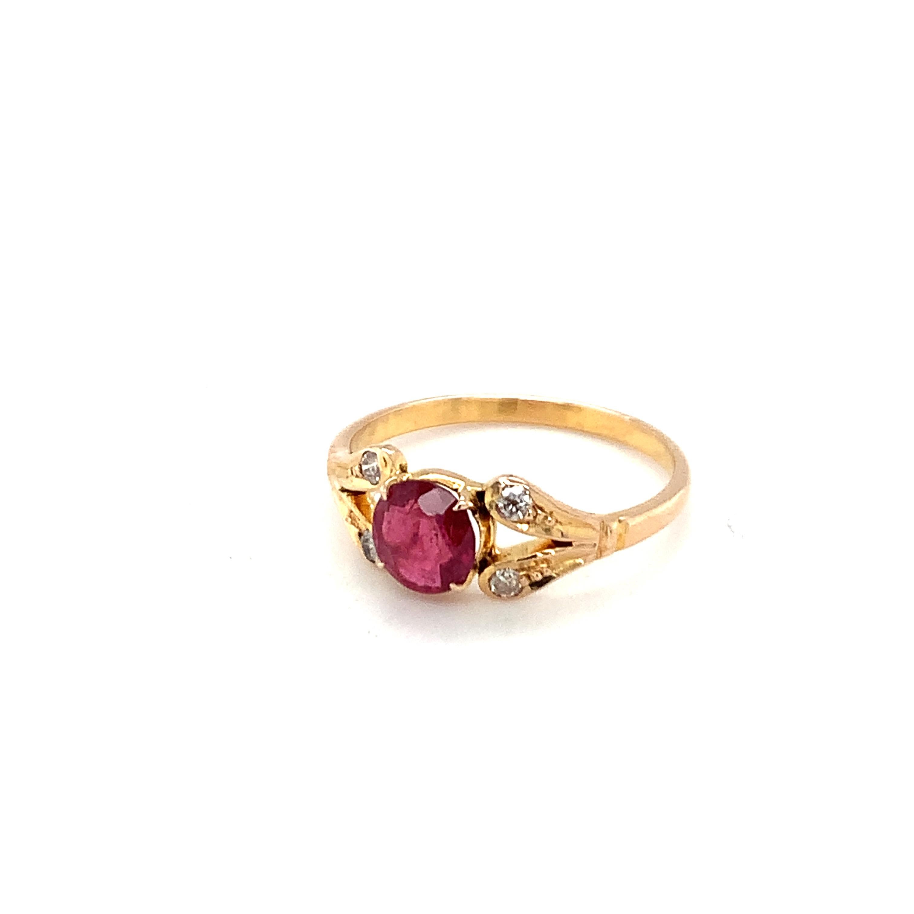 14K Yellow Gold Round Cut Ruby Diamond Ring For Sale 2