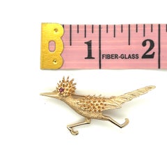 14k Yellow Gold Round Cut Ruby Road Runner Brooch