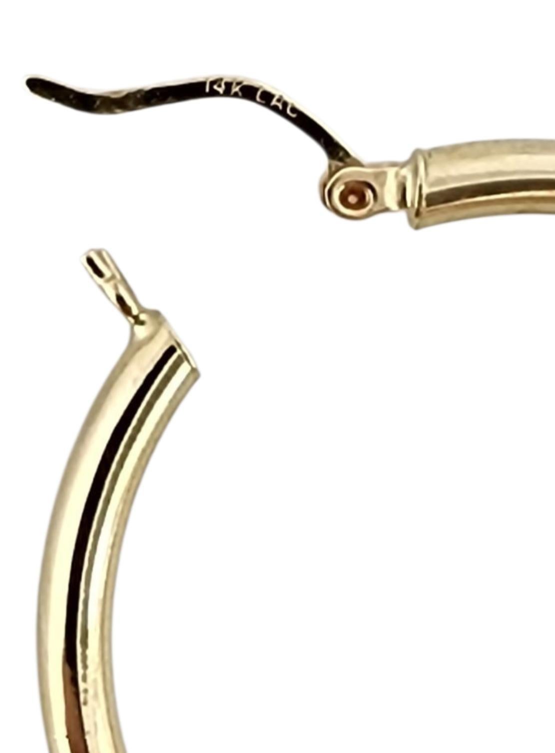 Boucles d'oreilles rondes en or jaune 14K #24006 Bon état - En vente à Washington Depot, CT