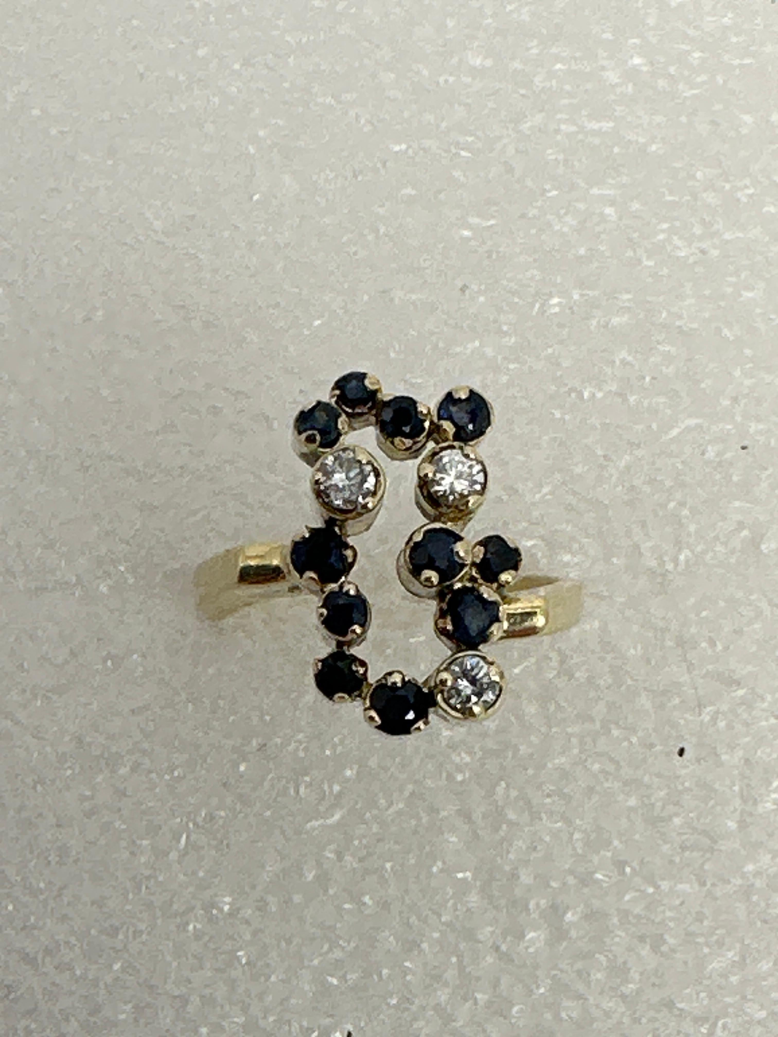 Women's 14k Yellow Gold ~ Round Sapphire and Diamond Ring ~ Size 6 1/4 For Sale