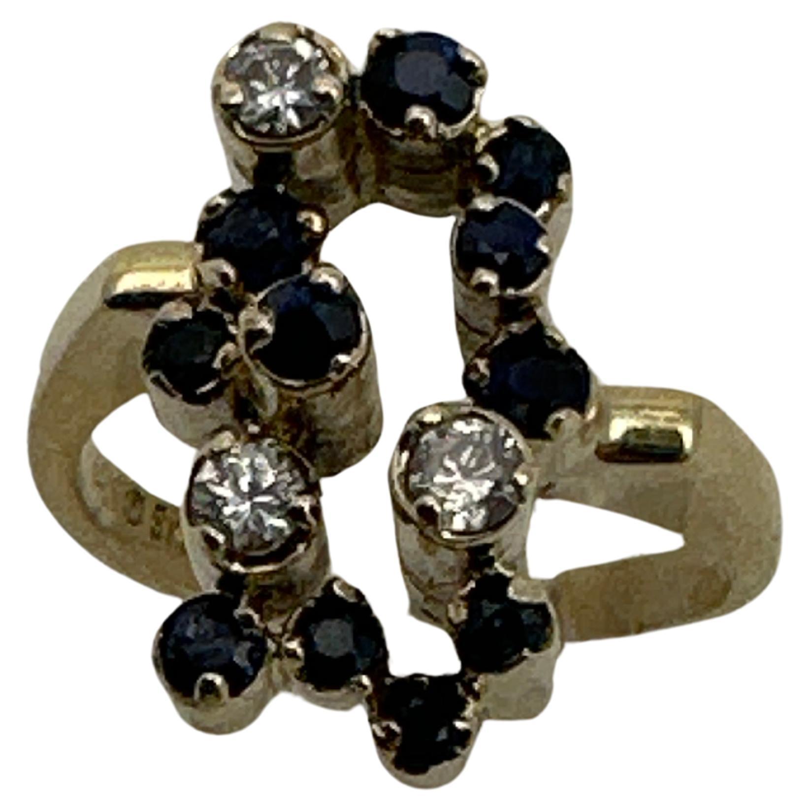 14k Yellow Gold ~ Round Sapphire and Diamond Ring ~ Size 6 1/4 For Sale