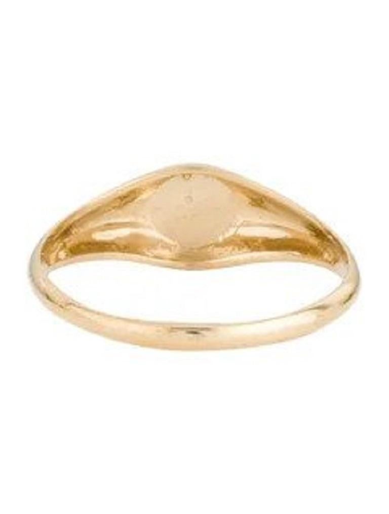 Add this precious 14K gold Round Signet ring to your look! 
 
 14K Gold 
 Ring size 6 
 Gift Box Included!   
 Ships within 1-2 business days 
 
 Certificate of Authenticity - Joelle Jewelry
 We certify that this is an authentic piece of Joelle