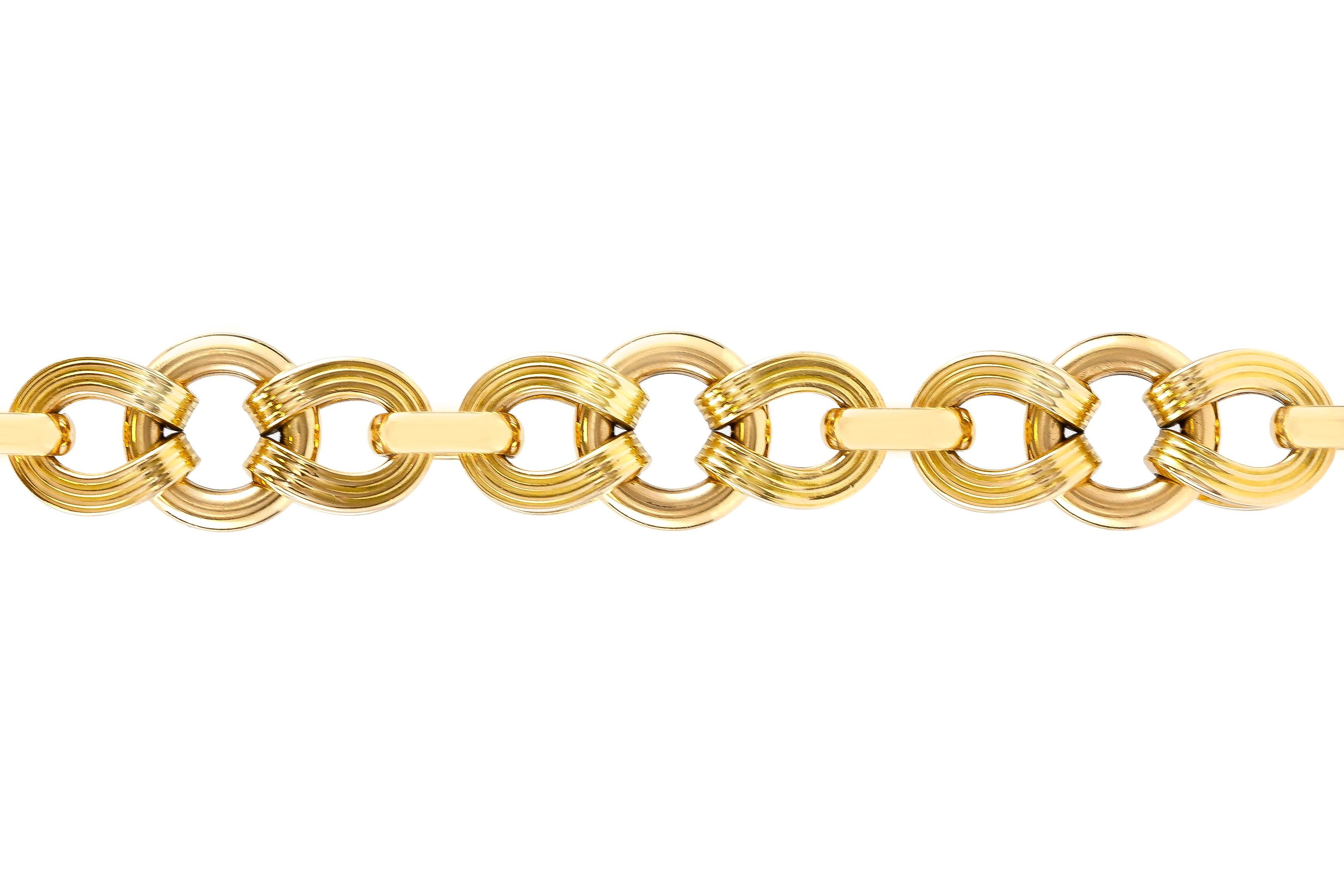 14 Karat Yellow Gold Rounds Links Bracelet In Excellent Condition For Sale In New York, NY