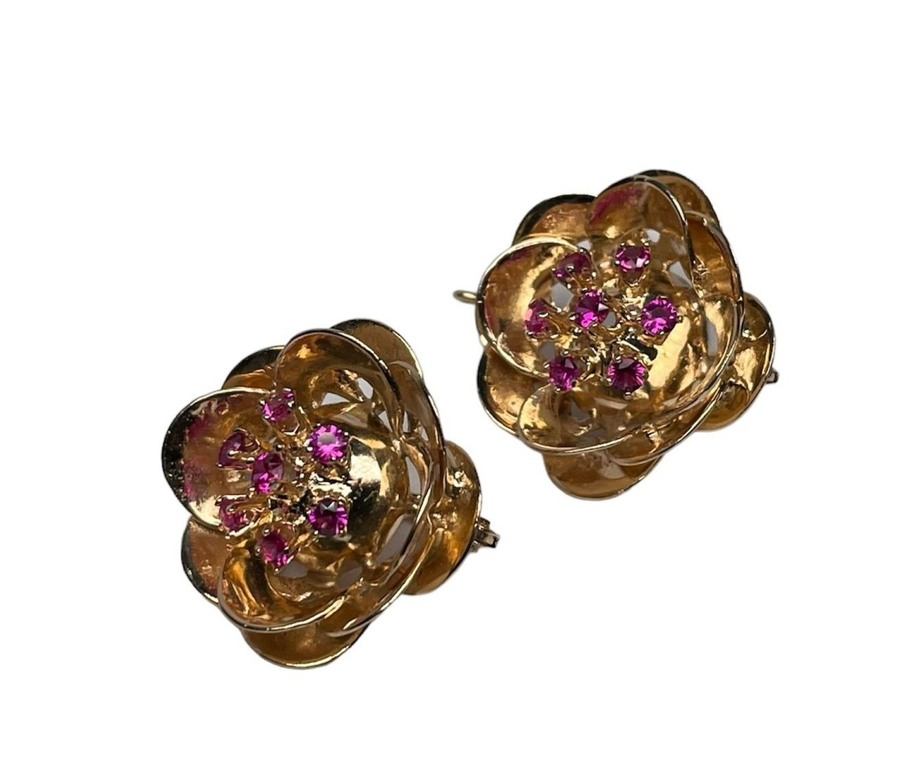 14k Yellow Gold Rubies Pair of Earrings For Sale 7