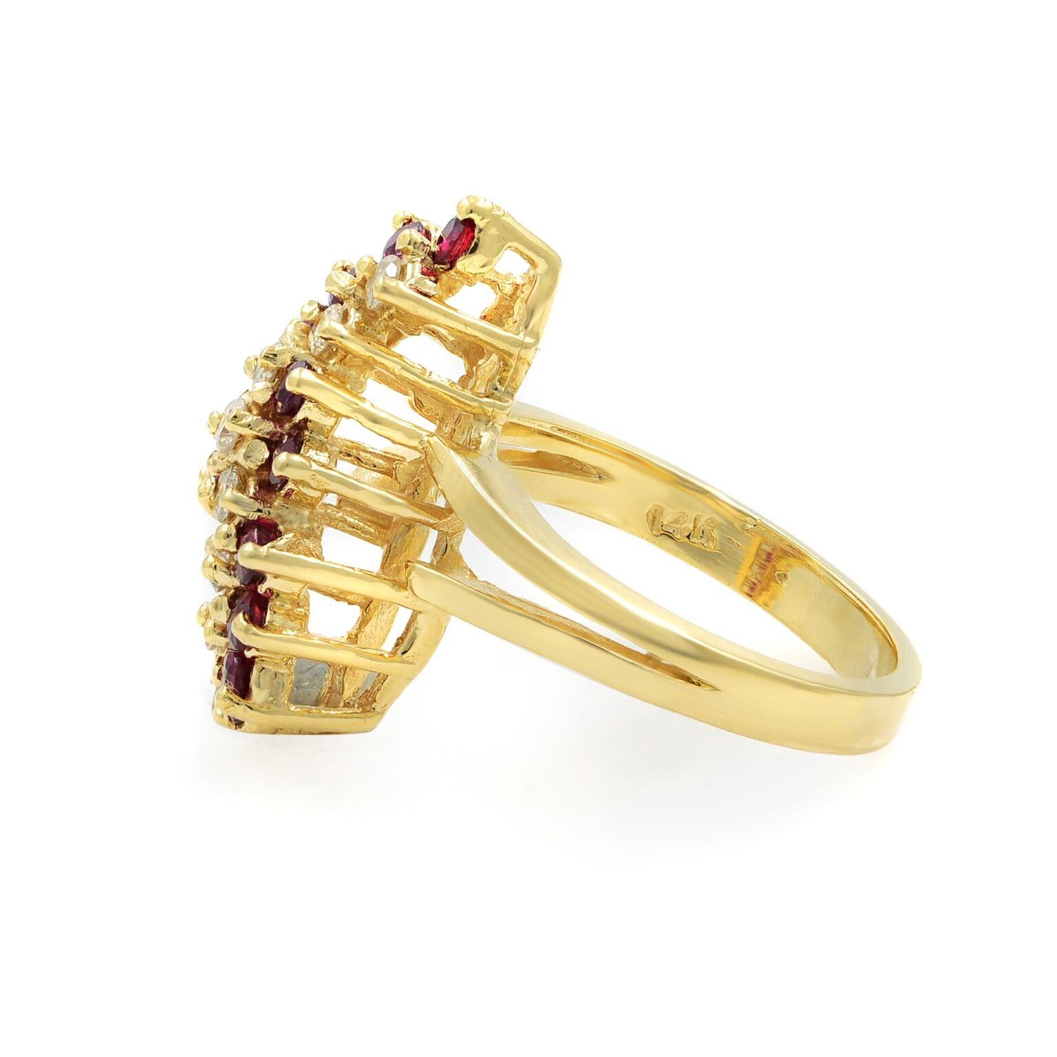 Round Cut 14 Karat Yellow Gold Ruby 0.50 Carat Diamond Ring For Sale