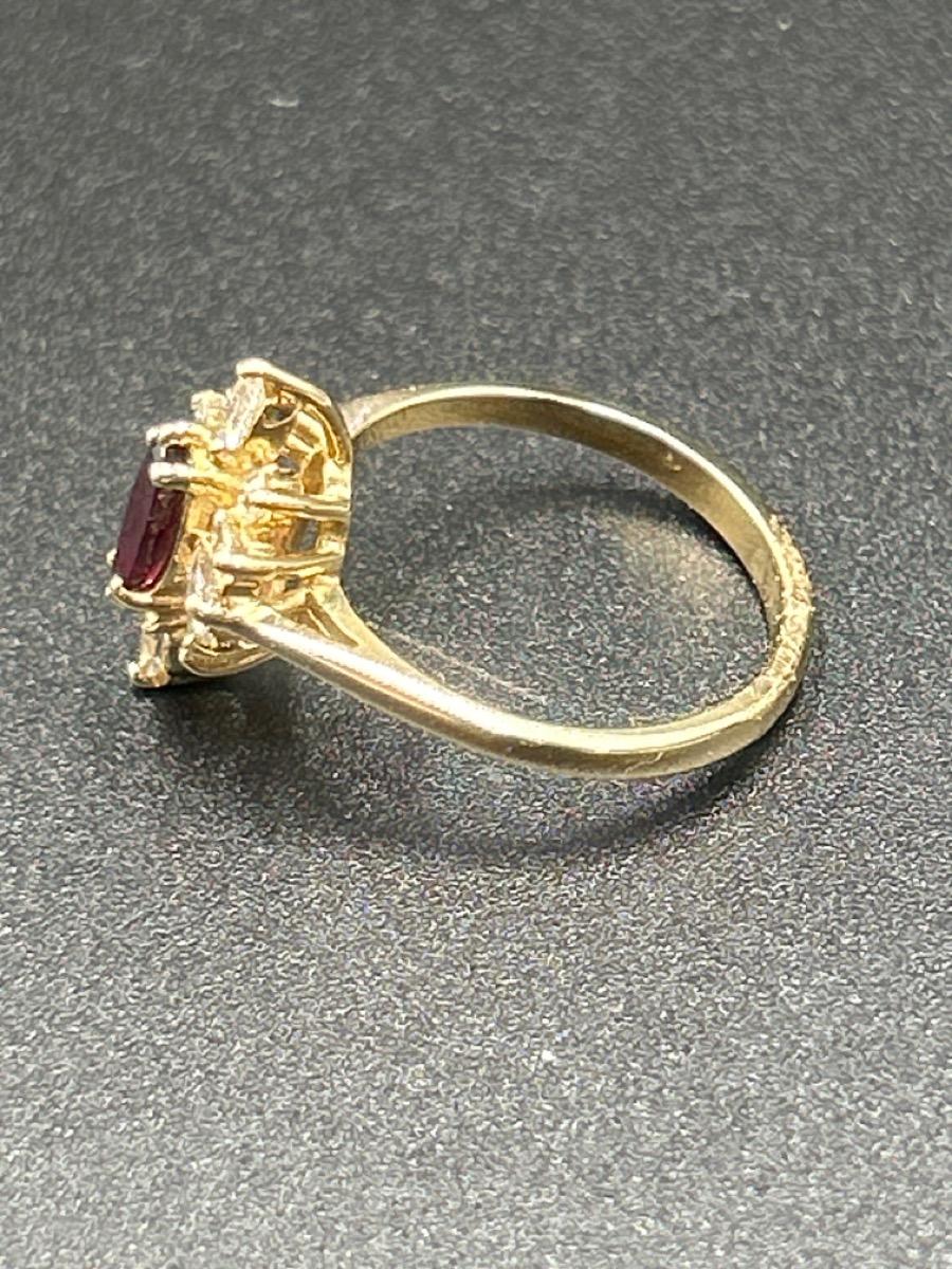 14k Yellow Gold Ruby & Apx 7/10 CTW Pear Diamond Ring Size 6.5 For Sale 1